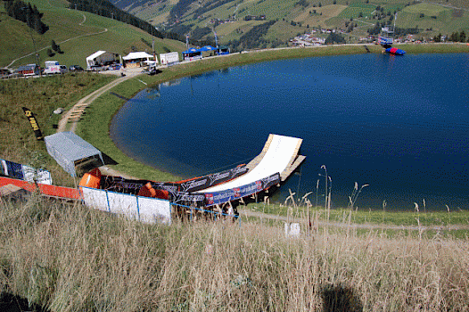 K.S.C. Rider beim Lake of Charity in Saalbach