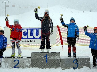 3 Podestplätze beim Bezirkscup Slalom der Kinder in St. Ulrich am Pillersee