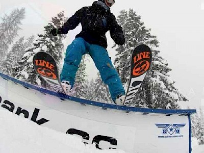 Freestyler & Snowboarder in Action