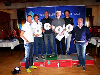 Starke Leistung zeigt das Team "Die Nordischen" mit Joe, Florian und Andi Dagn, sowie Max und Rainer Lienher