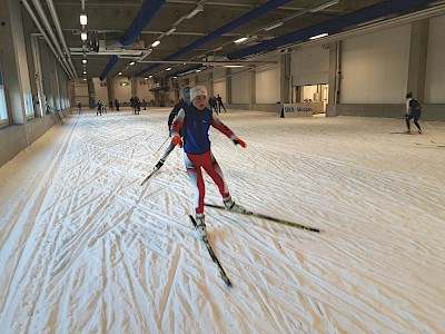 KSC Langläufer trainierten in der Skisporthalle in Oberhof