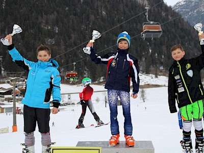 Auch im Slalom der Kinder in St. Ulrich