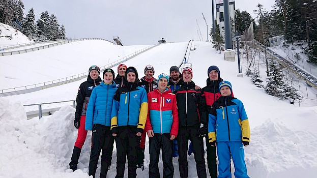 Skispringer und Kombinierer trainieren in Seefeld