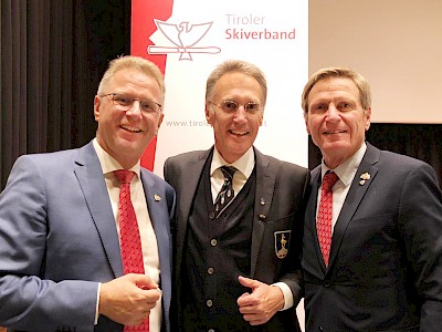 V.l. - Dr. Karl Janovsky (TSV Präsident), Dr. Michael Huber (KSC Präsident), Mag. Werner Margreiter (Alt-Präsident des TSV)
