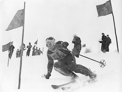Geschichte des Kitzbüheler Ski Club und die ersten Schritte zu den Hahnenkamm-Rennen