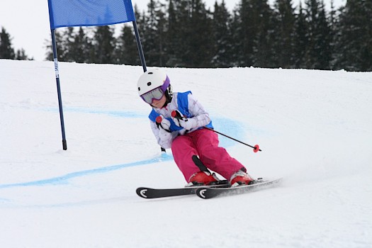 Auch die Jüngsten fahren gerne Skirennen