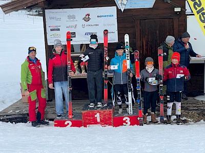 Das Team Ski Alpin in Hochfilzen erfolgreich