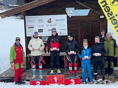 Das Team Ski Alpin in Hochfilzen erfolgreich