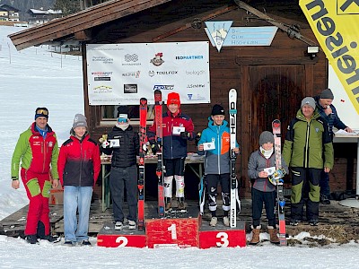 Das Team Ski Alpin in Hochfilzen erfolgreich