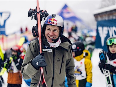 Gelungener Auftakt in Kitzbühel: Andreas Goldberger begeistert Tirols und Vorarlbergs Skisprungnachwuchs