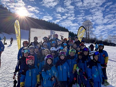 Sonnenschein und Top-Leistungen beim Bezirkscup - Riesentorlauf in Going