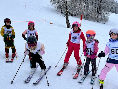 Erfolgreicher Schülerskitag mit 289 Teilnehmern