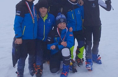 Am Slalomstart standen 200 Kinder