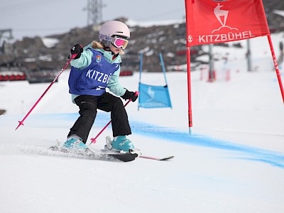 PREMIERE FÜR DIE K.S.C. RENNSPORTFAMILIE - Alpine Clubmeisterschaft auf der neuen Trainingspiste am Horn