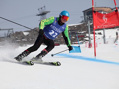 PREMIERE FÜR DIE K.S.C. RENNSPORTFAMILIE - Alpine Clubmeisterschaft auf der neuen Trainingspiste am Horn