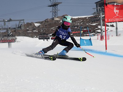 PREMIERE FÜR DIE K.S.C. RENNSPORTFAMILIE - Alpine Clubmeisterschaft auf der neuen Trainingspiste am Horn