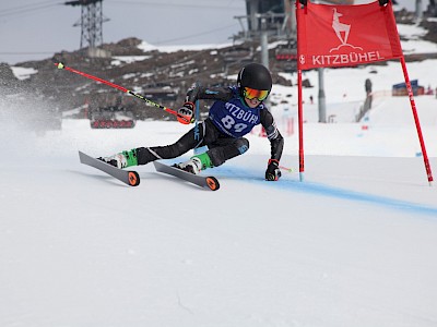 PREMIERE FÜR DIE K.S.C. RENNSPORTFAMILIE - Alpine Clubmeisterschaft auf der neuen Trainingspiste am Horn