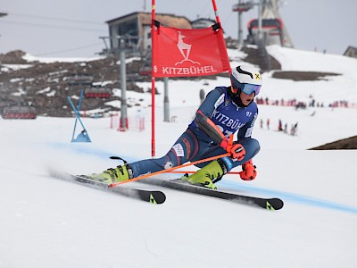 PREMIERE FÜR DIE K.S.C. RENNSPORTFAMILIE - Alpine Clubmeisterschaft auf der neuen Trainingspiste am Horn