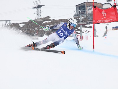PREMIERE FÜR DIE K.S.C. RENNSPORTFAMILIE - Alpine Clubmeisterschaft auf der neuen Trainingspiste am Horn