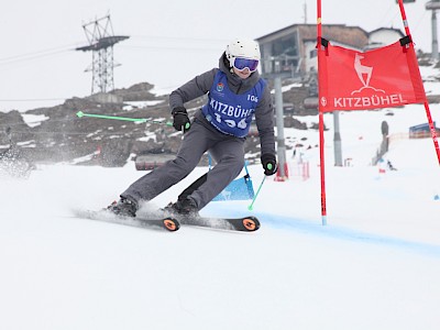 PREMIERE FÜR DIE K.S.C. RENNSPORTFAMILIE - Alpine Clubmeisterschaft auf der neuen Trainingspiste am Horn