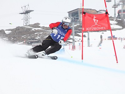 PREMIERE FÜR DIE K.S.C. RENNSPORTFAMILIE - Alpine Clubmeisterschaft auf der neuen Trainingspiste am Horn
