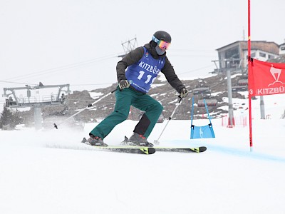 PREMIERE FÜR DIE K.S.C. RENNSPORTFAMILIE - Alpine Clubmeisterschaft auf der neuen Trainingspiste am Horn