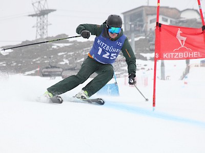 PREMIERE FÜR DIE K.S.C. RENNSPORTFAMILIE - Alpine Clubmeisterschaft auf der neuen Trainingspiste am Horn