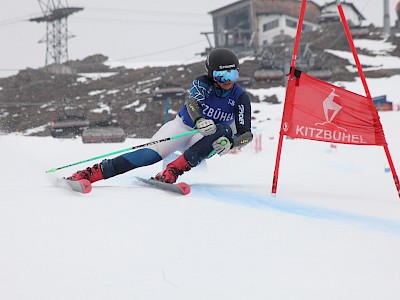 PREMIERE FÜR DIE K.S.C. RENNSPORTFAMILIE - Alpine Clubmeisterschaft auf der neuen Trainingspiste am Horn