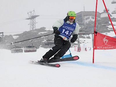 PREMIERE FÜR DIE K.S.C. RENNSPORTFAMILIE - Alpine Clubmeisterschaft auf der neuen Trainingspiste am Horn