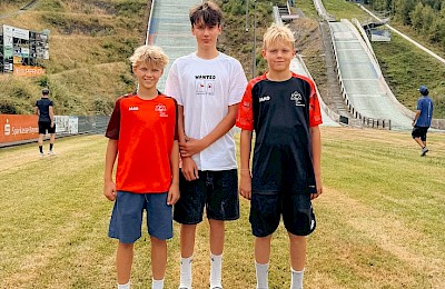 Gute Leistungen der Spezialspringer bei der FESA 3-Hills-Tournee